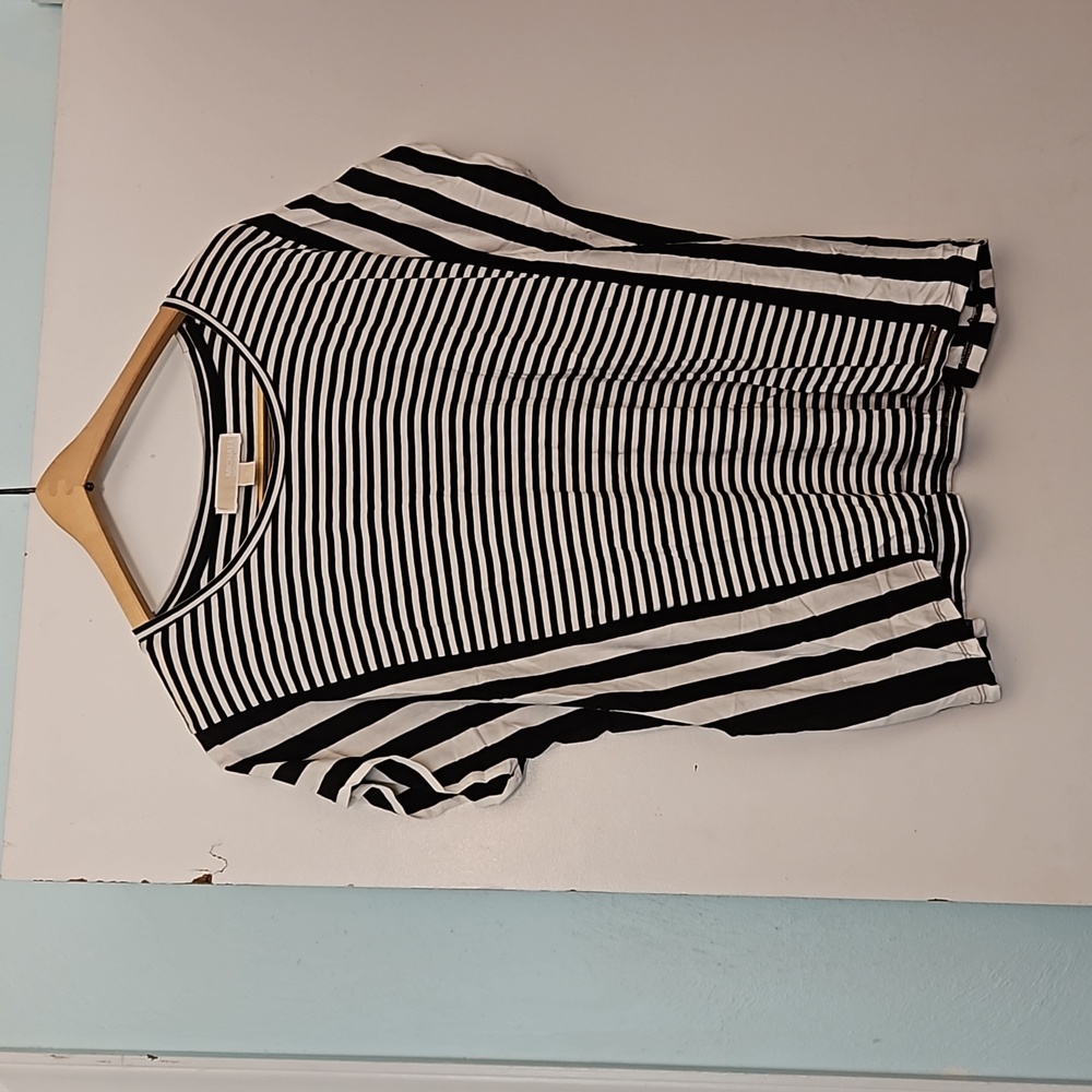 Moving sale, everything must go!! Michael Kors T-Shirt
